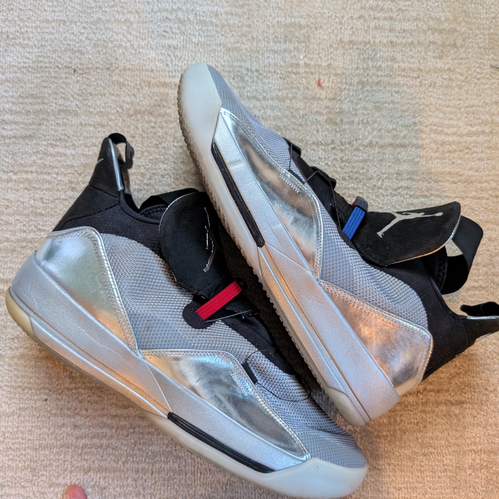 Men's Air Jordan Black and Gray Basketball Shoes - Picture 2 of 5